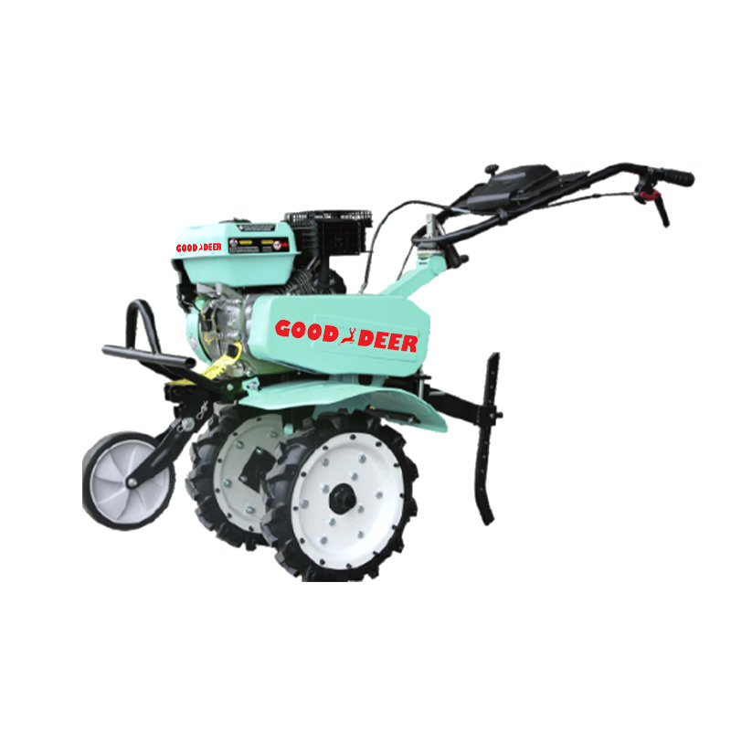 May gulong na Gasoline Tiller